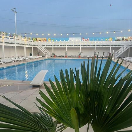 Hotel Imperium Caracal Exterior foto