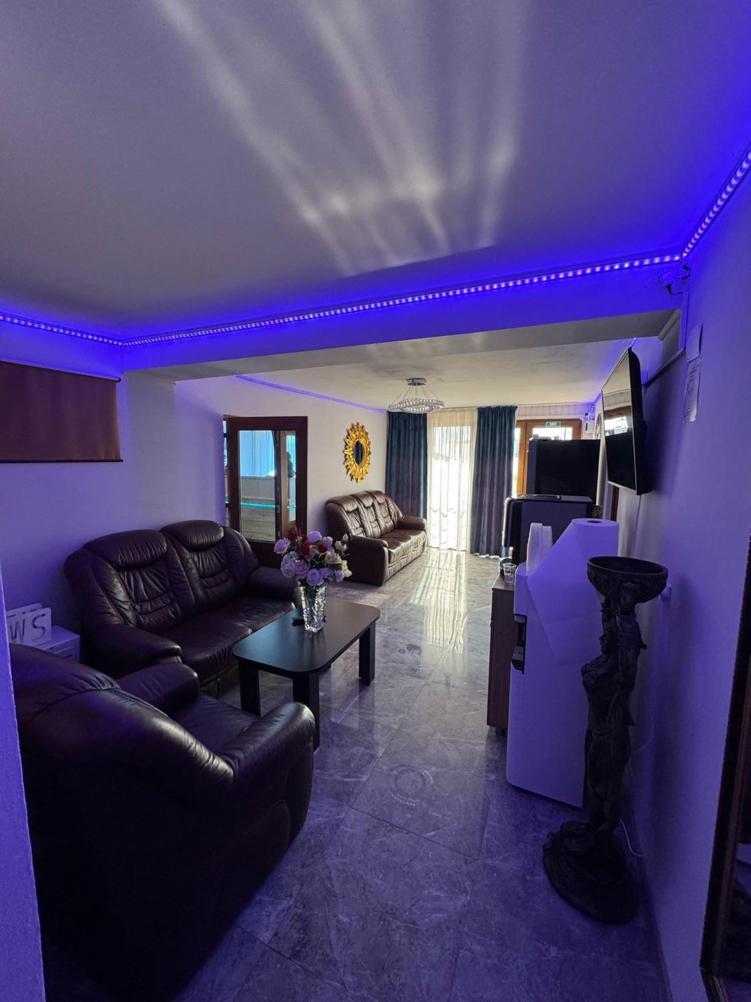 Hotel Imperium Caracal Exterior foto
